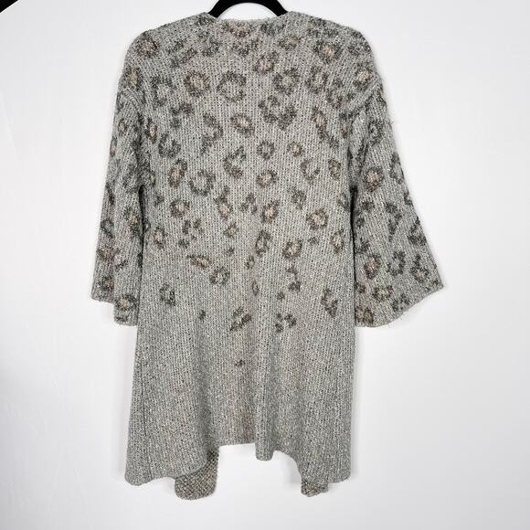 Cupcakes and Cashmere S Gray Kline Tonal Leopard Cardigan Sweater Bell Sleeve - Picture 2 of 11